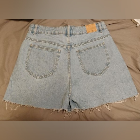 Distressed Mom Shorts - Picture 3 of 3
